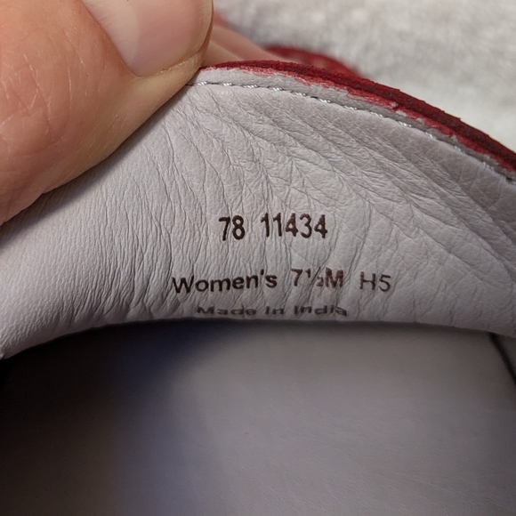 Johnston and Murphy Women's Red soft Leather luxury Driving Moccasin Shoe 7.5 M - Picture 8 of 9